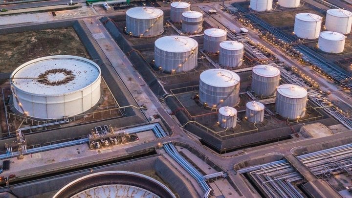 SOC Awarded Fluor Federal Petroleum Operations Contract